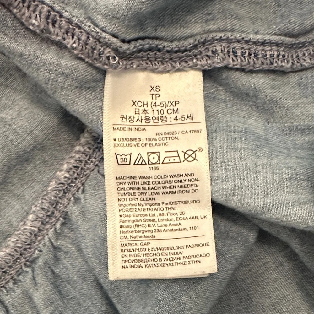 Gap Kids Denim Flutter Sleeve Dress Size 4-5 (XS)